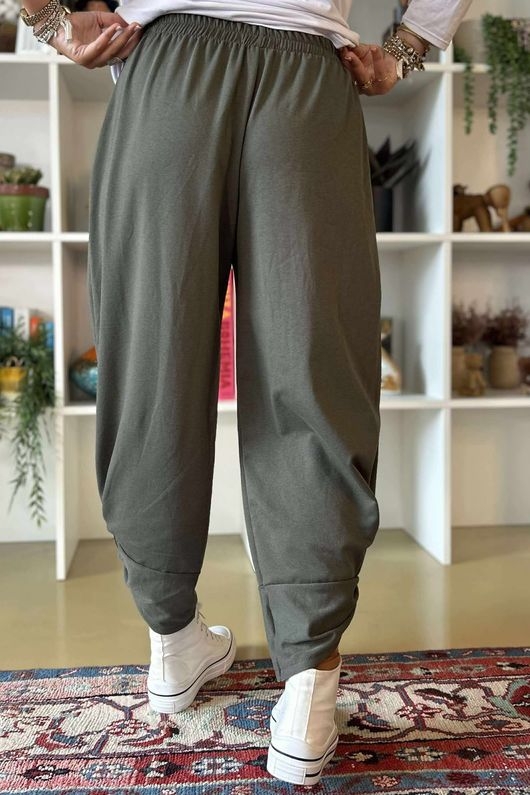 The Sunday Morning 7/8 Twist Pant Khaki